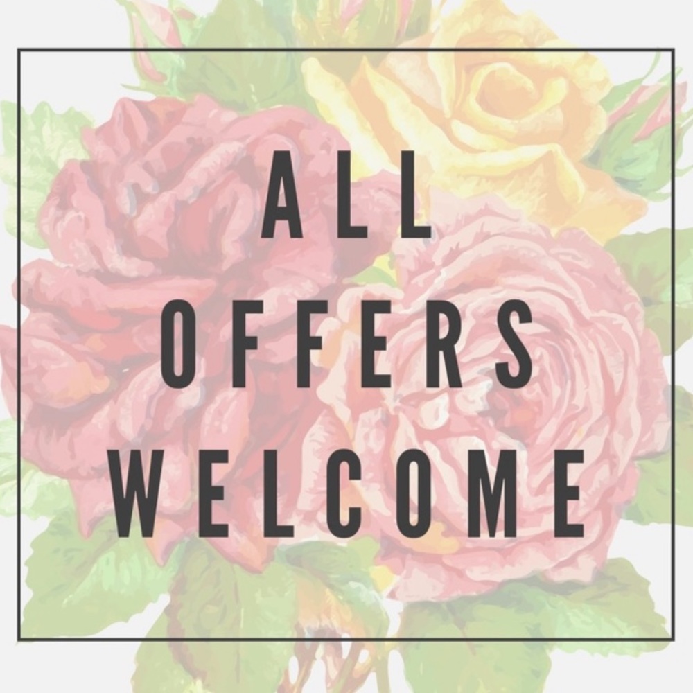 🌟ALL OFFERS CONSIDERED🌟